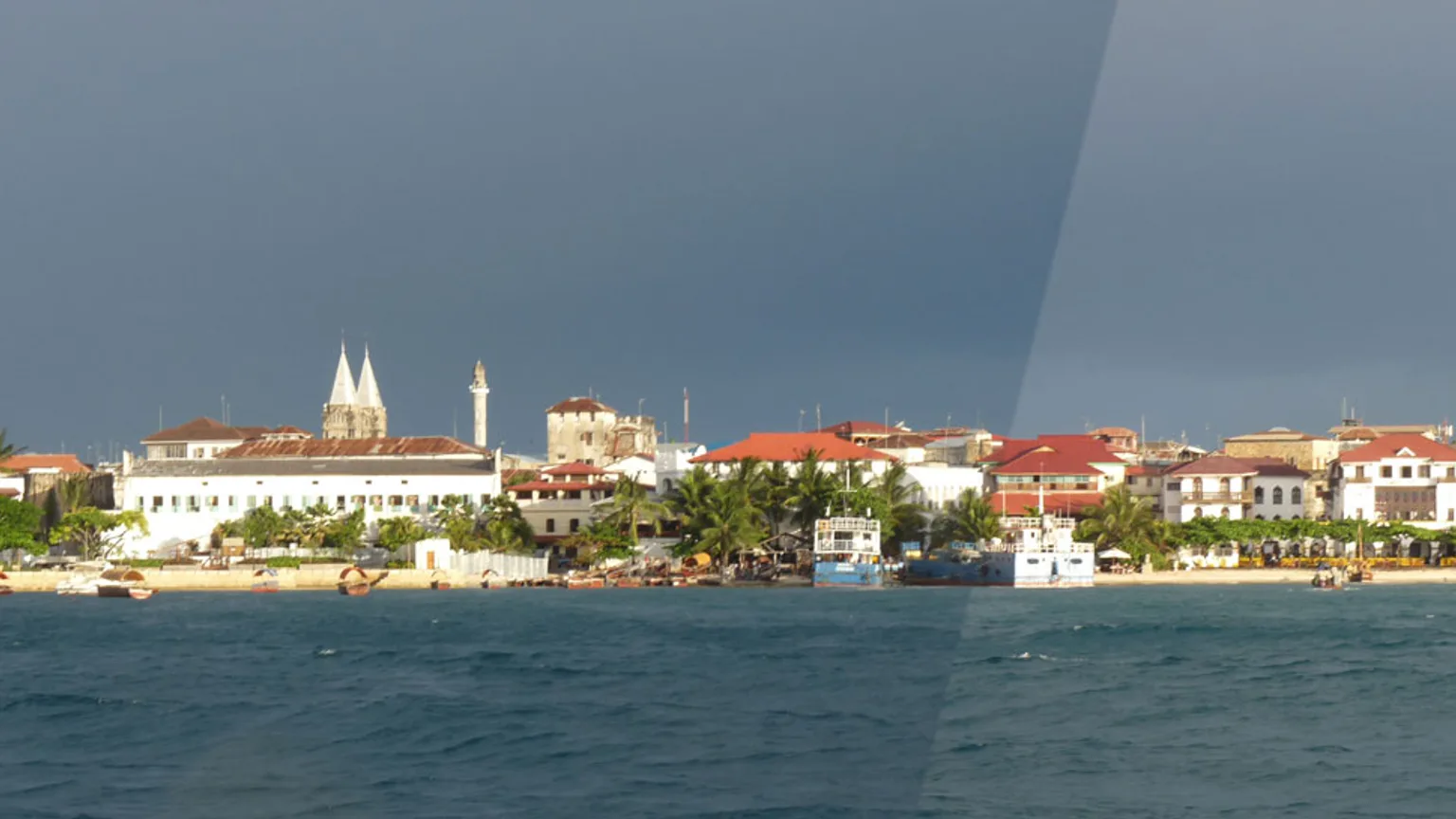 Vista real de Stone Town em Zanzibar